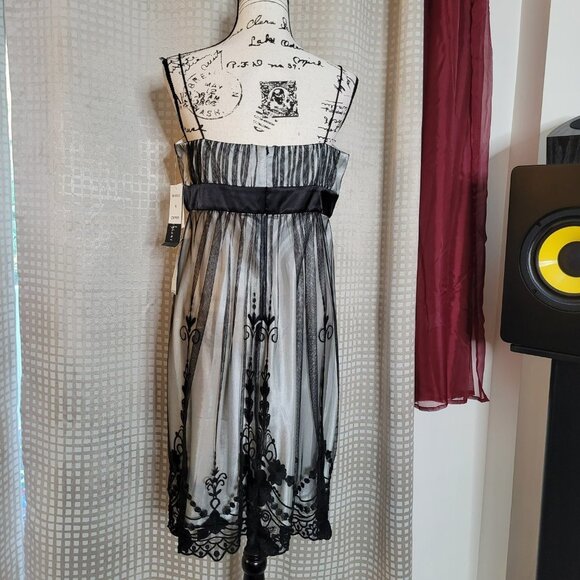 NWT S.L. Fashions Mesh Lace Border Cocktail Dress - Size 12 - Picture 4 of 15